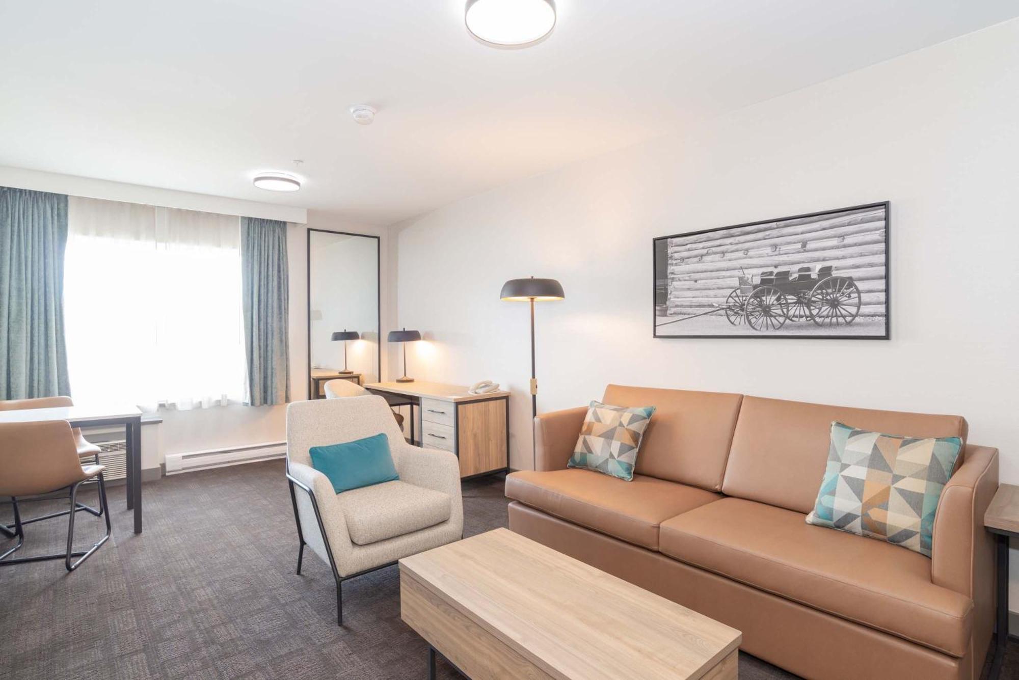 Sandman Hotel Quesnel Buitenkant foto