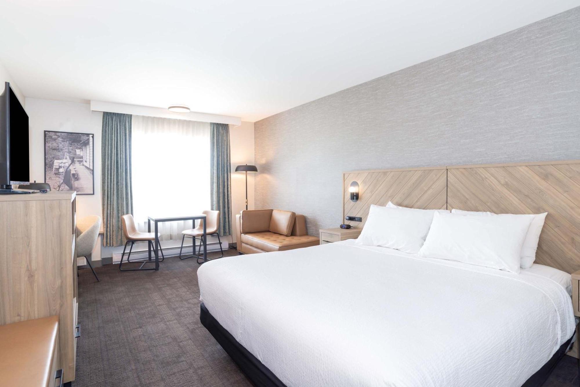 Sandman Hotel Quesnel Buitenkant foto