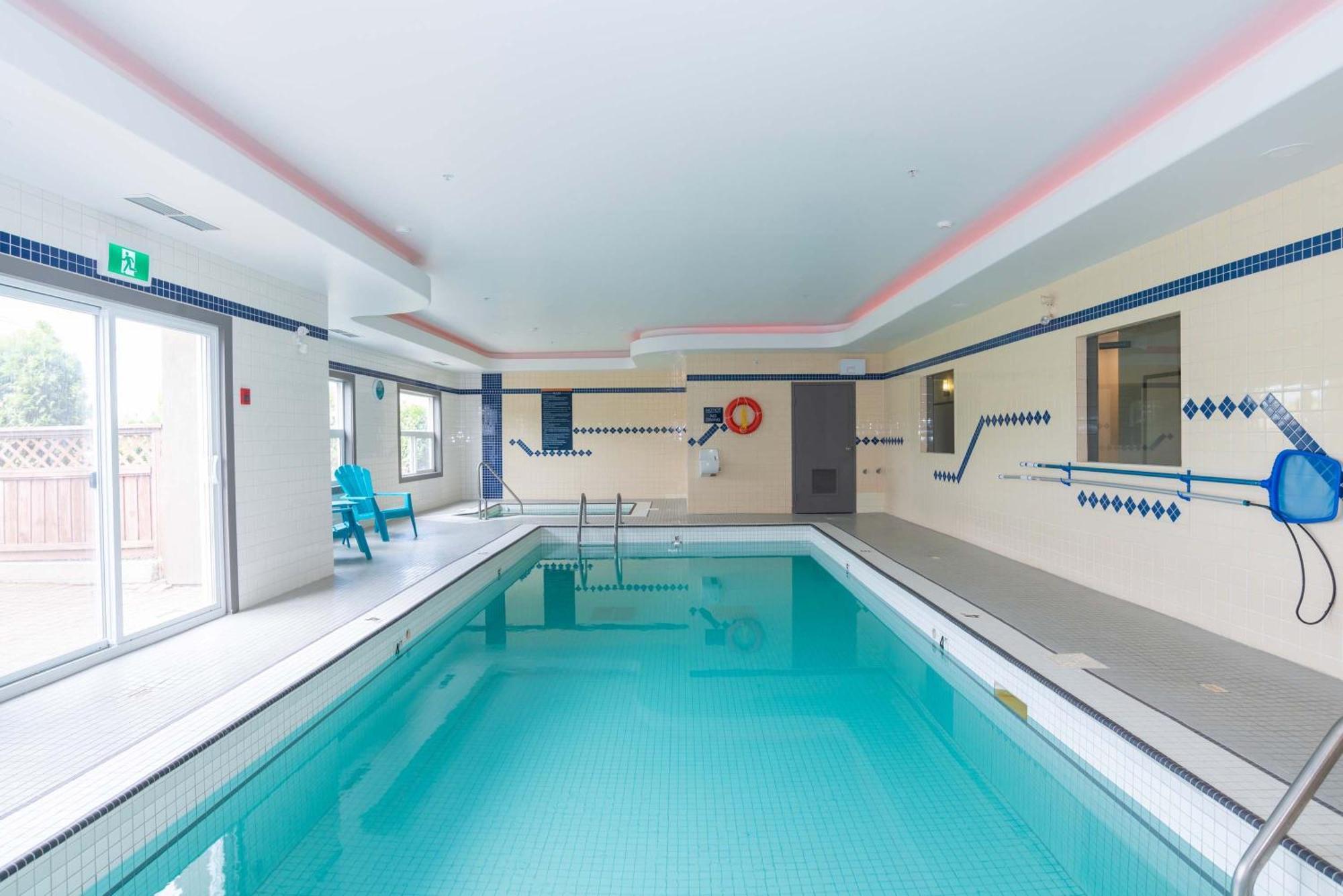 Sandman Hotel Quesnel Buitenkant foto